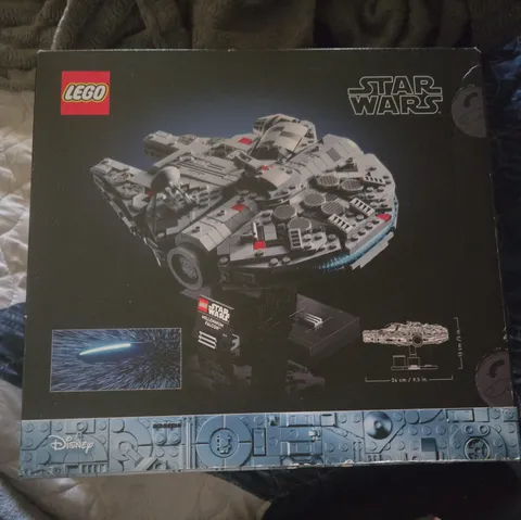 LEGO Star Wars: Millennium Falcon (75375)