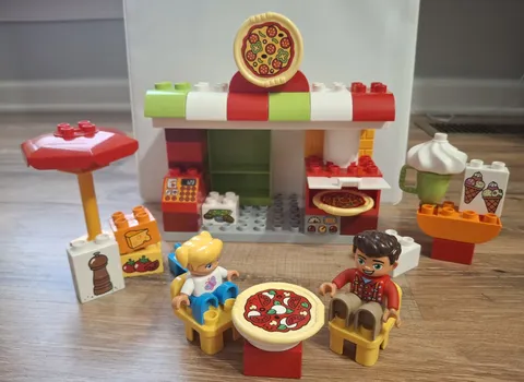 LEGO DUPLO Town Pizzeria #10834 Pizza Restaurant Oven Umbrella Table -incomplete