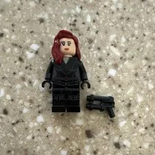 LEGO Black Widow Minifigure w/ Blaster Accessory Plastic Age 5+