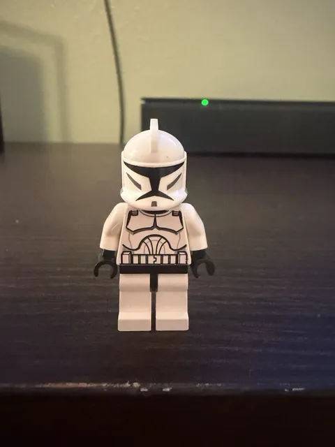 SW0201 Phase 1 StarWars Clone Trooper Minifig *Authentic Lego* A++ Condition