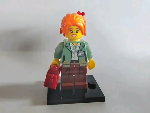 LEGO The Ninjago Movie Collectible Minifigures 71019 -  Misako 