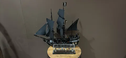 LEGO The Black Pearl 4184 Pirates of the Caribbean Ship Set 804 pcs