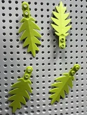 LEGO 6148 Palm Leaf Lime Plant Small 8x3 Lot of 4 Tropical Forest Jungle Castle