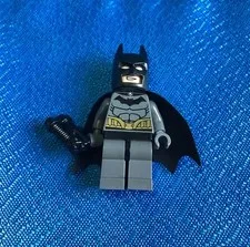 Lego Batman Minifigure DC Superhero Cape grey black head