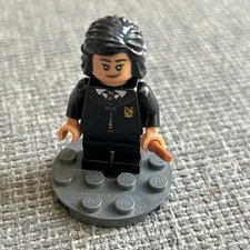 LEGO Harry Potter Parvati Patil Gryffindor Robe Minifigure - hp334 76396