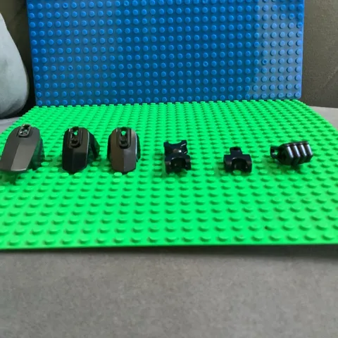 LEGO Black bionicle Parts/Pieces Bulk Lot Mixed Pieces (6 pc)
