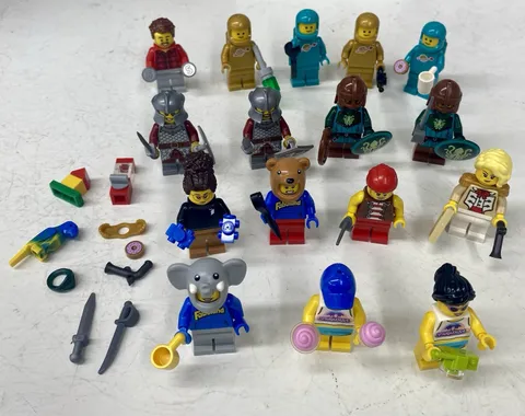 LEGO 21358: Minifigure Vending Machine -- MINIFIGS ONLY -- Set of 16