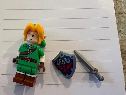Lego The Legend of Zelda Link LOZ002 minifigure from 77093