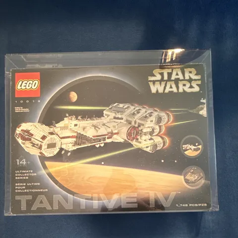LEGO Star Wars UCS Tantive IV 10019 Complete Set 1748pcs 14+ Box factory sealed