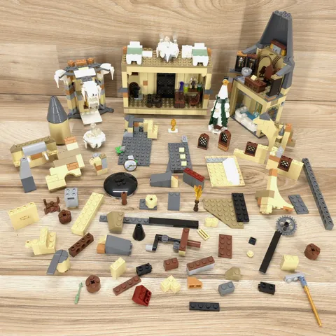 LEGO Hogwarts Clock Tower INCOMPLETE. Harry Potter 75948