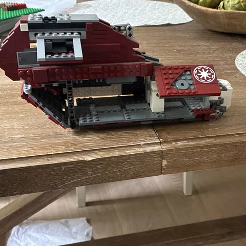LEGO Star Wars Republic Attack Gunship Partial Build Vehicle Dark Red Gray