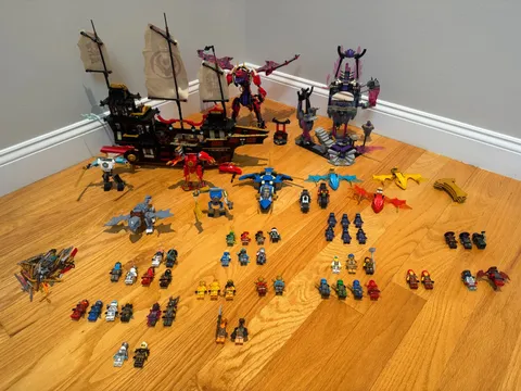 LEGO Ninjago Full Set Lot Temple Bounty Crystal King Thunderfang Mechs Minifigs