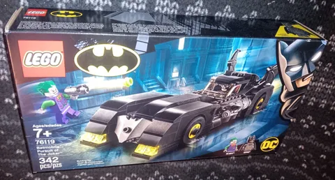 LEGO 76119 BATMOBILE: PURSUIT OF THE JOKER/DC COMICS SUPER HEROES BATMAN 2019