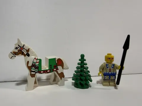 Lego Western Indian/Native American minfig with White Painted horse 6748 6766