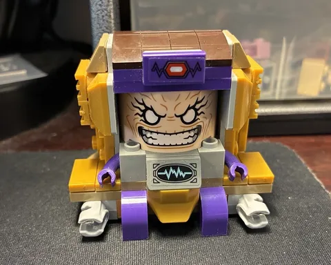 LEGO Marvel M.O.D.O.K. Brick Built Great Condition