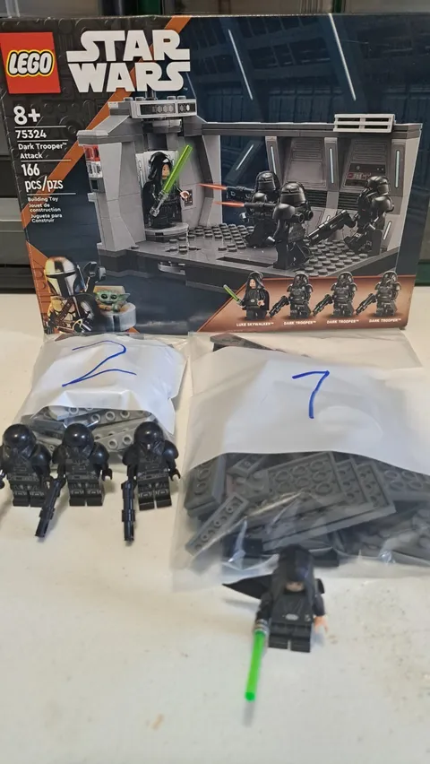 LEGO Star Wars - Dark Trooper Attack (75324)