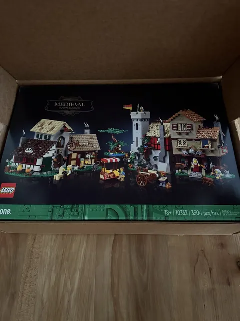 New LEGO Icons: Medieval Town Square (10332)