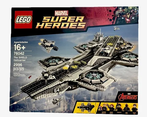 Lego Marvel 76042 SHIELD Helicarrier NEW SEALED +Power Functions Light Kit