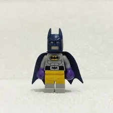 LEGO minfigure Superhero Batman Raging Batsuit sh311 From 70909!