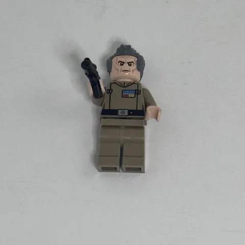 Lego Star Wars Grand Moff Tarkin - Dark Tan Uniform Set 75150