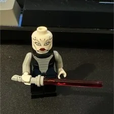 LEGO Asajj Ventress Minifigure White Head Black Outfit w/ Red Lightsaber