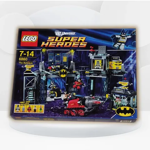 LEGO DC Super Heroes The Batcave #6860 2012 BATMAN SH0025 Bluish Gray Suit
