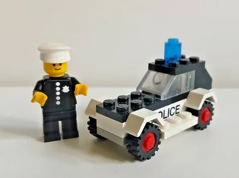 GENUINE LEGO SET 6600 POLICE PATROL COMPLETE BUILD NO BOX NO INSTRUCTIONS