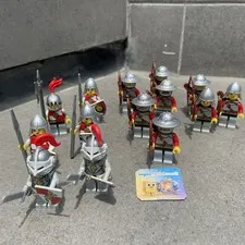 Lego Kingdom Red White Lion Knight Minifigures Lot of 14 - Castle Fantasy Era