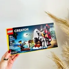 NEW LEGO Creator 40597 Scary Pirate Island 214 Piece Halloween Building Set Kit