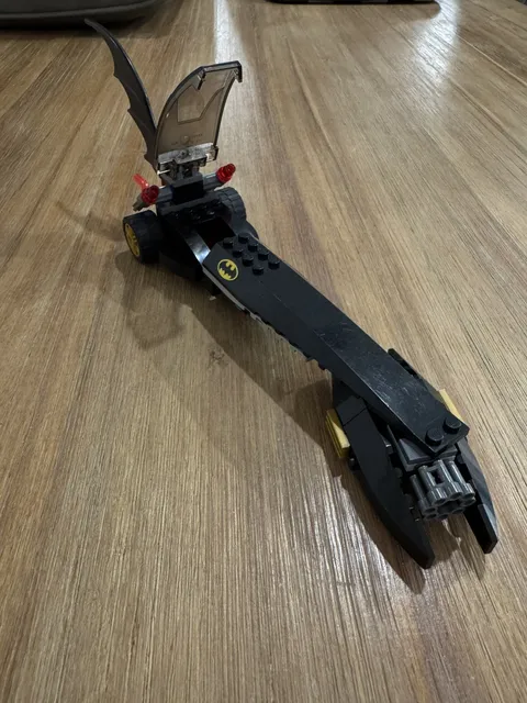 Lego Batman Dragster: Catwoman Pursuit 7779 (Dragster & motorcyle build only)