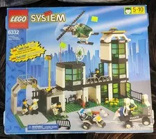 Lego System Classic City #6332 “Command Post Central” Police Station (1998)