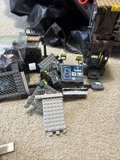 LEGO 76122 - Batman II: - Batcave & Bat-Tank Incomplete