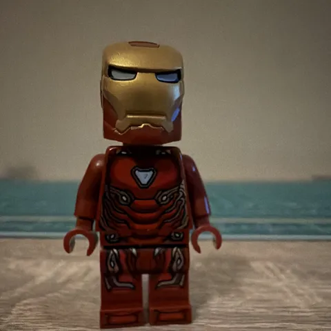 LEGO Marvel Super Heroes Iron Man Minifigure -Mark 50 infinity war