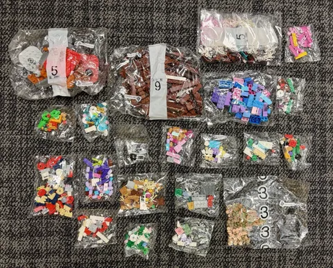 LEGO 21 unopened bags incomplete projects factory sealed, Star Wars, floral more