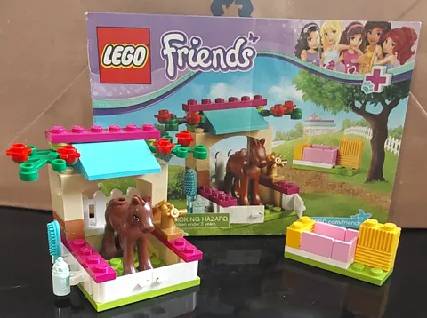 LEGO Friends Little Foal Vet 41088 43-Piece Set Horse Animals