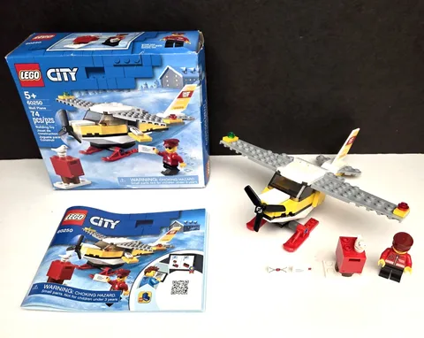 LEGO City 60250 Mail Plane Pilot Alaska Snow Ice Landing Gear Complete Set