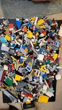 9.4 lbs Lot of Assorted LEGOS (Bricks, Pieces and Parts) #E