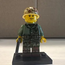 Brickmania Corpsman mini figure with over molded 1911