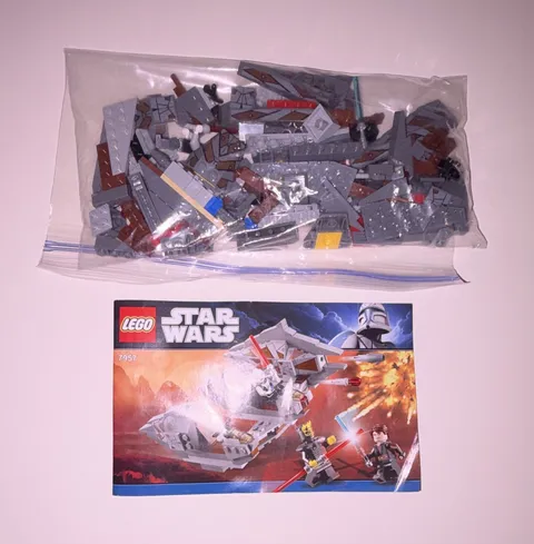LEGO Star Wars 7957 Sith Nightspeeder Complete w/o Savage Opress
