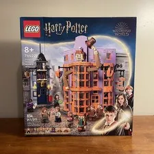 LEGO Harry Potter: Diagon Alley: Weasleys' Wizard Wheezes (76422)