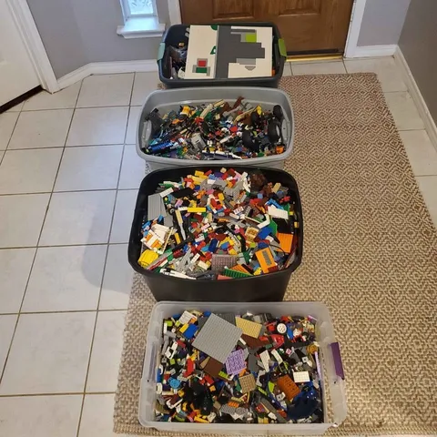 2 LBS LEGO Bulk Lot Random Mixed Minifigs, Bricks, Parts Wheels Washed & Cleaned