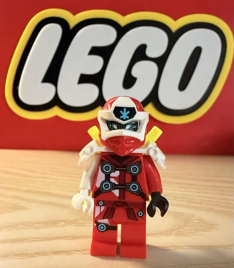 Lego Ninjago Digi Kai Minifigure With Accessories 