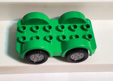 Lego Duplo Green Car Base With Fenders