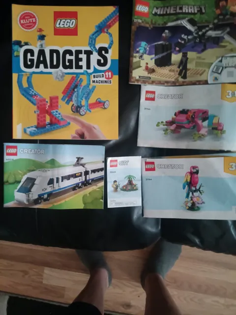 LEGO Illustrated Instruction Manual Booklet Lot: 21151 31144 40518 30665