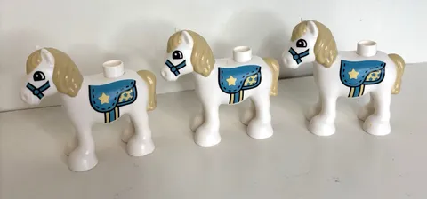 Lot of 3 Lego Duplo Figure Figures White Horses Tan Manes 222J1 Great Pre-owned
