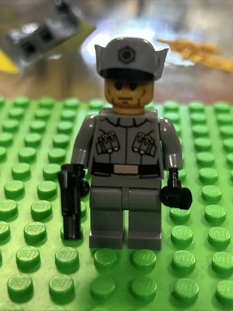 First Order Officer - Lego Minifigure Star Wars Sw0670 Mini Figure
