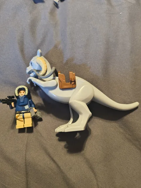 LEGO Han Solo Minifigure & Tauntaun - 7749 Star Wars - Hoth Echo Base
