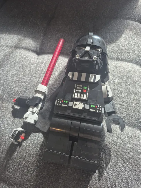 LEGO Star Wars: Star Wars Up-Scaled Darth Vader Minifigure 75461 NEARLY COMPLETE