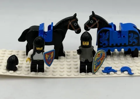LEGO Castle Dragon Masters Vintage Knights Horses Barding Shields 1990s Lot