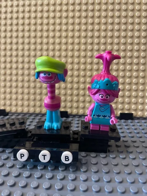 Genuine LEGO Minifigure Trolls World tour 41256, Poppy, Branch